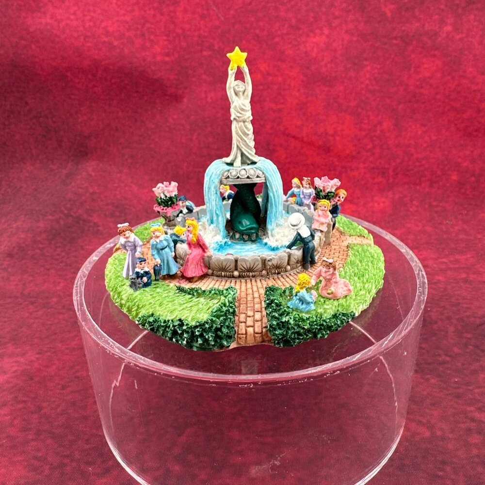 VINTAGE LIBERTY FALLS AMERICANA COLLECTION AH245 "STARLIGHT FOUNTAIN" 2001 - Picture 3 of 11